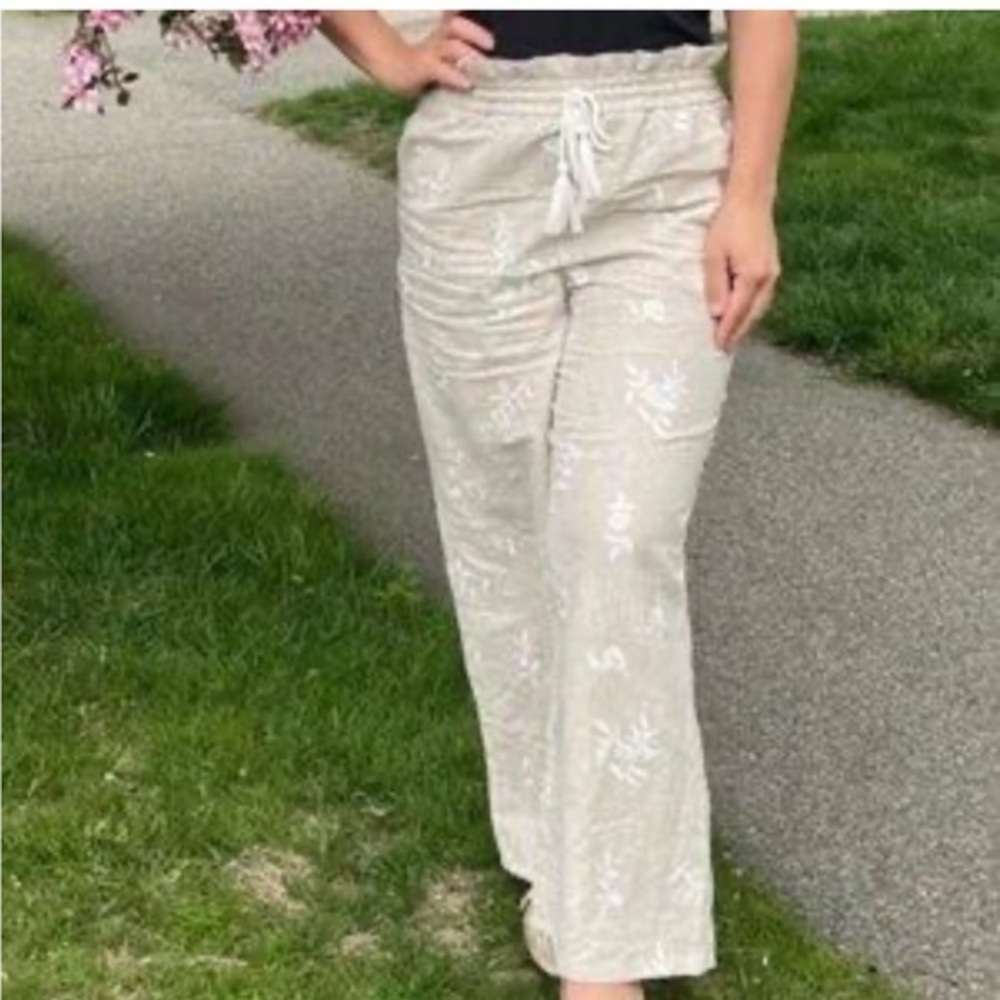 New House of Harlow Boho Embroidered Floral Linen Pants Wide Leg Cream Large
